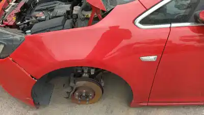 İkinci el araba yedek parçası SOL ÖN ÇAMURLUK için OPEL ASTRA J SPORTS TOURER (P10) 1.6 SIDI (35) OEM IAM referansları 13390002  