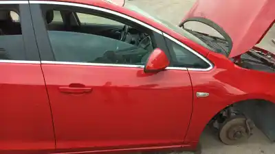 Pezzo di ricambio per auto di seconda mano PORTA ANTERIORE DESTRA per OPEL ASTRA J SPORTS TOURER (P10) 1.6 SIDI (35) Riferimenti OEM IAM 13330766  