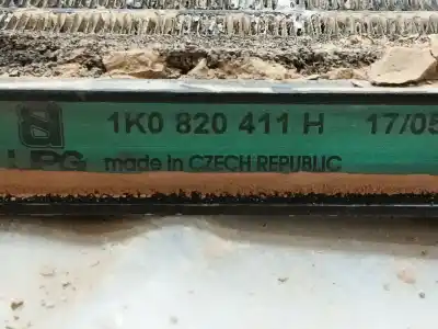 Peça sobressalente para automóvel em segunda mão condensador / radiador de ar condicionado por seat leon (1p1) 2.0 tdi 16v referências oem iam 1k0820411ah  1k0820411h