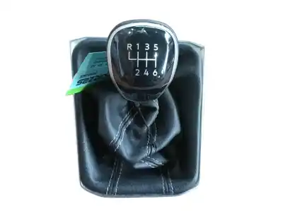 Pezzo di ricambio per auto di seconda mano POMELLO DELLA LEVA DEL CAMBIO per VOLKSWAGEN TIGUAN (AD1, AX1) 2.0 TDI Riferimenti OEM IAM 5NB711113BDWD  