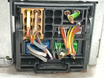 Second-hand car spare part audio system / radio cd for seat tarraco (kn2) 2.0 tdi oem iam references 575035862f  575035862m