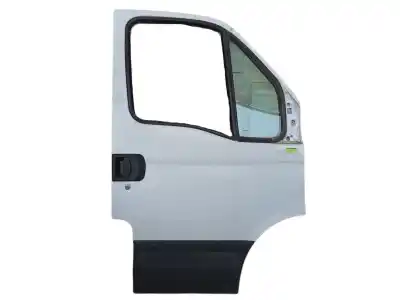 Pezzo di ricambio per auto di seconda mano PORTA ANTERIORE DESTRA per IVECO DAILY V FURGÓN 29S13, 29L13, 35C13, 35S13, 40C13, 40S13 Riferimenti OEM IAM 99460120  
