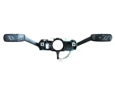 Tweedehands auto-onderdeel MULTIFUNCTIONELE BEDIENING voor VOLKSWAGEN TIGUAN (AD1, AX1) 2.0 TDI OEM IAM-referenties 5Q1953521KFIGI  