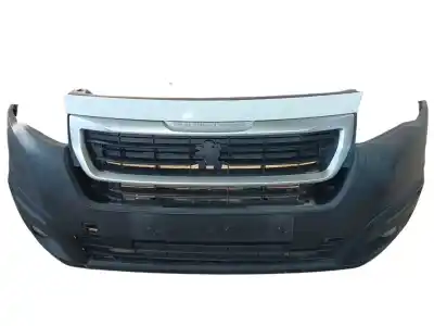 Recambio de automóvil de segunda mano de PARAGOLPES DELANTERO para PEUGEOT PARTNER TEPEE  referencias OEM IAM 1613563580  9810923277