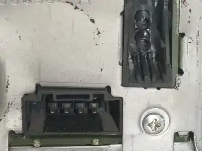 Recambio de automóvil de segunda mano de sistema audio / radio cd para audi a6 c6 (4f2) 2.7 tdi referencias oem iam 4e0057111ex  4e0035111a
