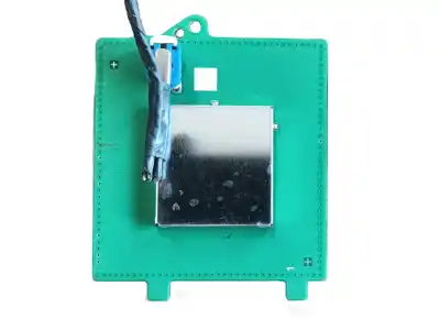 Автозапчастина б/у антена для tesla model 3 (5yj3) ev awd посилання на oem iam 107973400c