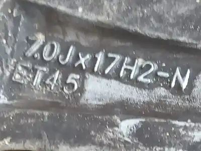 Автозапчастина б/у шина для volkswagen t-roc (a11, d11) 2.0 tdi посилання на oem iam 2ga601025ac 7.0jx17 et45