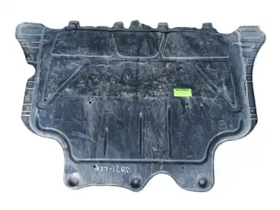 Peça sobressalente para automóvel em segunda mão Cobertura / Proteção Do Motor por VOLKSWAGEN T-ROC (A11, D11) 1.0 TSI Referências OEM IAM 3Q0825236E  3Q0825236D