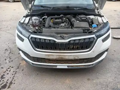 Peça sobressalente para automóvel em segunda mão para choques dianteiro por skoda kamiq (nw4) 1.0 tsi referências oem iam 658807221b