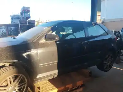 Tweedehands auto-onderdeel LINKER VOORDEUR voor AUDI A3 (8P1) 2.0 TDI OEM IAM-referenties 8P3831051D  