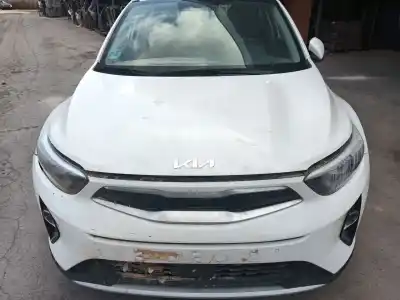 Pièce détachée automobile d'occasion CAPOT pour KIA STONIC (YB)  Références OEM IAM   