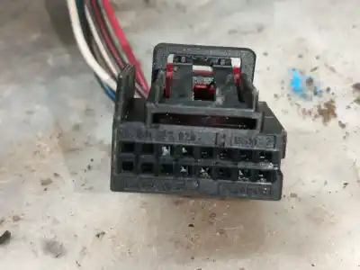 Peça sobressalente para automóvel em segunda mão espelho retrovisor esquerdo por audi a3 (8p1) 1.9 tdi referências oem iam 8p1858531g01c  