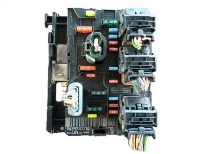 Peça sobressalente para automóvel em segunda mão caixa de fusíveis e relés por citroen c2 (jm_) 1.1 referências oem iam 6500fh