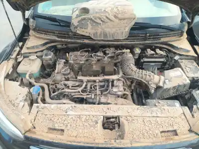 Second-hand car spare part COMPLETE ENGINE for KIA STONIC (YB)  OEM IAM references D4FE  