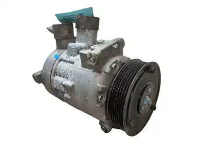 Peça sobressalente para automóvel em segunda mão COMPRESSOR DE AR CONDICIONADO A/A A/C por VOLKSWAGEN TOURAN (1T1, 1T2)  Referências OEM IAM 1K0820808BX  1K0820803S