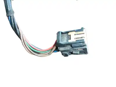 Pezzo di ricambio per auto di seconda mano retrovisore destro per peugeot 206 fastback (2a/c) 2.0 hdi 90 riferimenti oem iam 8148yf  cp6475000