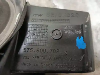 Peça sobressalente para automóvel em segunda mão tampa de combustível externa por seat ateca (kh7, khp) 2.0 tdi referências oem iam 575809702e  575809909