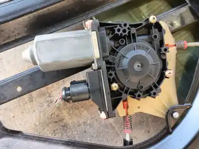 Автозапчасти б/у регулятор стекла переднего правого за audi a3 (8l1) 1.9 tdi ссылки oem iam 8l4837462  05360051