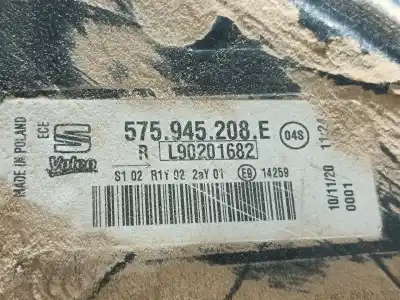 Автозапчастина б/у правий ліхтар для seat ateca (kh7, khp) 2.0 tdi посилання на oem iam 575945208e  l90201682