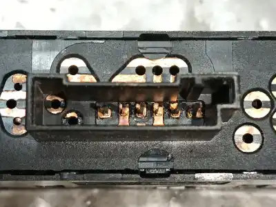 Second-hand car spare part right front power window switch for bmw 3 (e46) 320 d oem iam references 61316902179  6902179