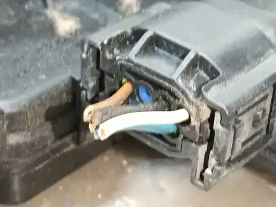 Second-hand car spare part front right door lock for bmw 3 (e46) 320 d oem iam references 51227011246  