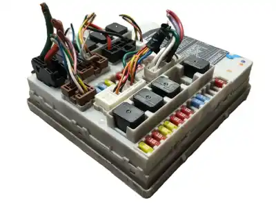 Second-hand car spare part fuse box unit for nissan note (e11, ne11) 1.5 dci oem iam references 284b7ax62a