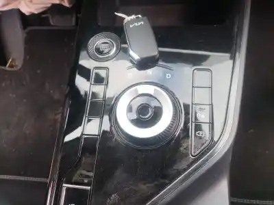 Second-hand car spare part gear lever knob for kia niro (c5p11) 1.6 hev oem iam references 467w0at100