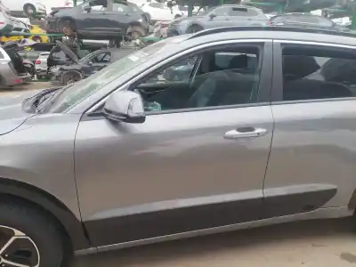 İkinci el araba yedek parçası SOL ÖN KAPI için KIA NIRO  OEM IAM referansları 76003AT000  