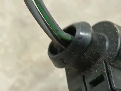 Peça sobressalente para automóvel em segunda mão injetor por seat exeo st (3r5) 2.0 tdi referências oem iam 03l130277  0445116