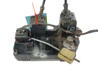 Peça sobressalente para automóvel em segunda mão FECHADURA DA PORTA TRASEIRA DIREITA por OPEL VECTRA C (Z02) 1.8 16V Referências OEM IAM 13210763  