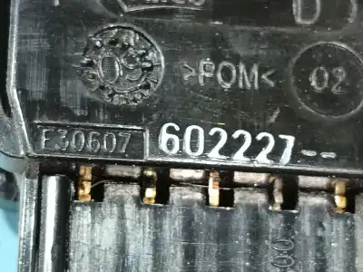 Second-hand car spare part right front power window switch for dacia duster (hs_) 1.5 dci oem iam references 8200602227  e30607