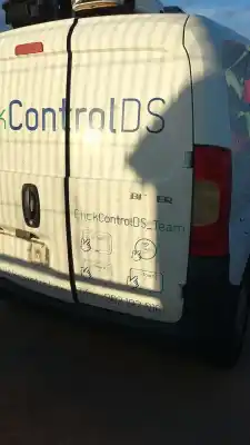 Peça sobressalente para automóvel em segunda mão PORTA DO AUTOMÓVEL TRASEIRA DIREITA por PEUGEOT BIPPER (AA_)  Referências OEM IAM 8703E8  