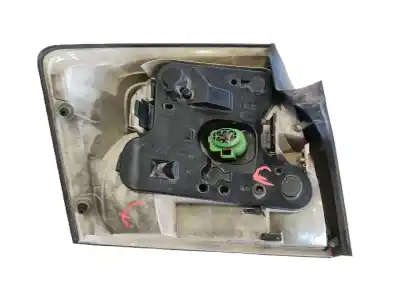 Second-hand car spare part right tailgate light for audi a4 b6 (8e2) 2.5 tdi quattro oem iam references 8e5945218  153930