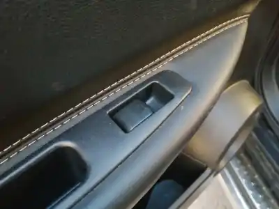 Second-hand car spare part REAR LEFT POWER WINDOW SWITCH for NISSAN QASHQAI (J10) Acenta OEM IAM references 25411  