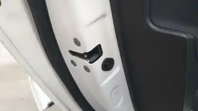 Pezzo di ricambio per auto di seconda mano SERRATURA PORTA POSTERIORE SINISTRA per RENAULT KOLEOS I (HY_) 2.0 DCI (HY0K) Riferimenti OEM IAM 825037711R  