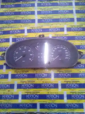 Pièce détachée automobile d'occasion COMPTEUR DE VITESSE TABLEAU DE BORD pour RENAULT SCENIC II  Références OEM IAM 216501761  