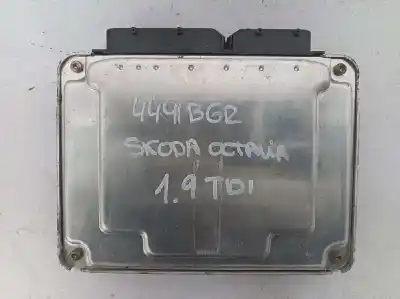 Автозапчасти б/у блок управления двигателем за skoda octavia berlina (1u2) 1.6 glx (74kw) ссылки oem iam 0281010129  038906012h