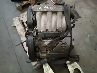 Pièce détachée automobile d'occasion MOTEUR COMPLET pour PEUGEOT 406 BERLINA (S1/S2)  Références OEM IAM XFZ  