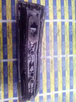 Second-hand car spare part right tailgate light for opel meriva * oem iam references 13196001  