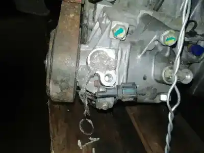 Автозапчастина б/у КОМПРЕСОР КОНДИЦИОНЕРА для NISSAN MICRA (K13)  Посилання на OEM IAM 926001HC5A  10044772