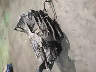 Second-hand car spare part gearbox for audi a4 avant (8e) 2.5 tdi (114kw) oem iam references 01j301383r  