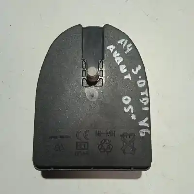 Pièce détachée automobile d'occasion module électronique pour audi a4 avant (8e) * références oem iam 8l0951605a  f005v00356