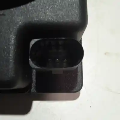 Pièce détachée automobile d'occasion module électronique pour audi a4 avant (8e) * références oem iam 8l0951605a  f005v00356