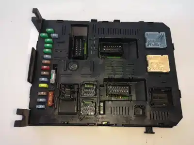 Second-hand car spare part FUSE BOX UNIT for PEUGEOT 307 CC (S1)  OEM IAM references 966194048  BSI2004H0501120506