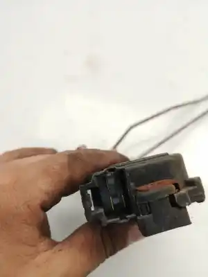 İkinci el araba yedek parçası sol ön kapi kilidi için ssangyong korando * oem iam referansları 8835005001   İkinci el araba yedek parçası sol ön kapi kilidi için ssangyong korando * oem iam referansları 8835005001