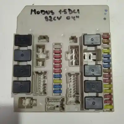 Second-hand car spare part fuse box unit for renault modus 1.6 16v oem iam references 233293d  