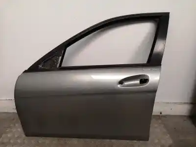 Recambio de automóvil de segunda mano de PUERTA DELANTERA IZQUIERDA para MERCEDES CLASE C (W204) LIM.  referencias OEM IAM A2047220110  