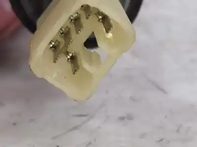 Second-hand car spare part right tailgate light for daewoo tacuma se oem iam references 300527r  