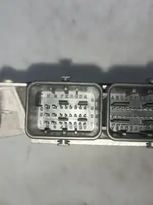 Pezzo di ricambio per auto di seconda mano centralina motore per citroen c2 sx riferimenti oem iam 3lxi2er7d  