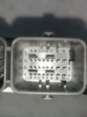 Pezzo di ricambio per auto di seconda mano centralina motore per citroen c2 sx riferimenti oem iam 3lxi2er7d  